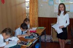 Юлия ведет уроки в 3 классе